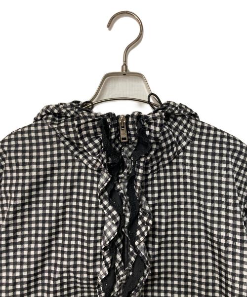 PRADA（プラダ）PRADA (プラダ) ギンガムチェック柄フリルブルゾン ホワイト×ブラック サイズ:36の古着・服飾アイテム