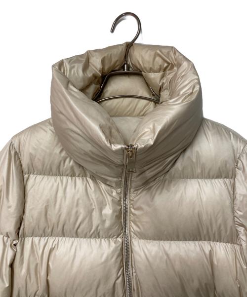 MONCLER（モンクレール）MONCLER (モンクレール) ダウンジャケット ベージュの古着・服飾アイテム