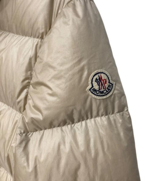 MONCLER（モンクレール）MONCLER (モンクレール) ダウンジャケット ベージュの古着・服飾アイテム