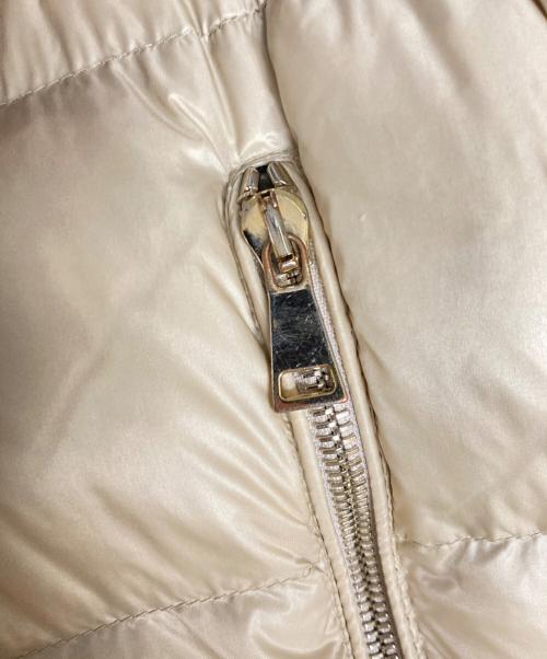 MONCLER（モンクレール）MONCLER (モンクレール) ダウンジャケット ベージュの古着・服飾アイテム