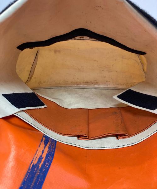 FREITAG（フライターグ）FREITAG (フライターグ) メッセンジャーバッグ ホワイト×オレンジの古着・服飾アイテム