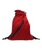 PLEATS PLEASEプリーツプリーズ）の古着「Pleated Drawstring Backpack」｜レッド