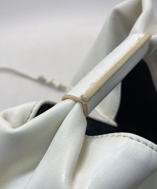 MM6 Maison Margiela（エムエムシックスメゾンマルジェラ）MM6 Maison Margiela (エムエムシックスメゾンマルジェラ) ジャパニーズ クロスボディバッグ ホワイトの古着・服飾アイテム