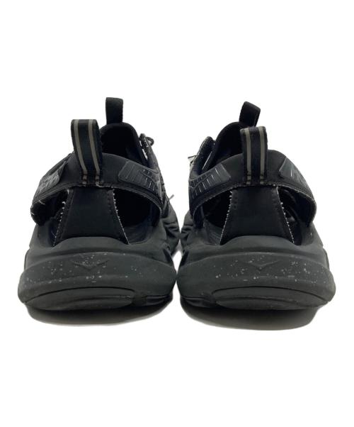 HOKAONEONE（ホカオネオネ）HOKAONEONE (ホカオネオネ) HOPARA マウンテンサンダル ブラック サイズ:US8W.5/USM7.5/UK7/EU40 2/3 /JPN25.5の古着・服飾アイテム