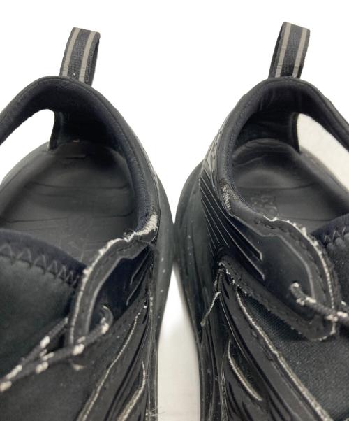 HOKAONEONE（ホカオネオネ）HOKAONEONE (ホカオネオネ) HOPARA マウンテンサンダル ブラック サイズ:US8W.5/USM7.5/UK7/EU40 2/3 /JPN25.5の古着・服飾アイテム