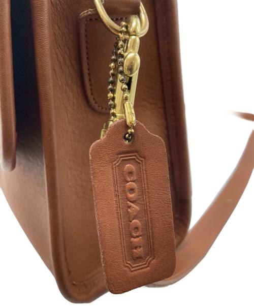 COACH（コーチ）COACH (コーチ) ターンロックショルダーバッグ ブラウンの古着・服飾アイテム