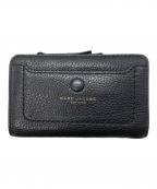 MARC JACOBSマークジェイコブス）の古着「2つ折り財布」｜ブラック