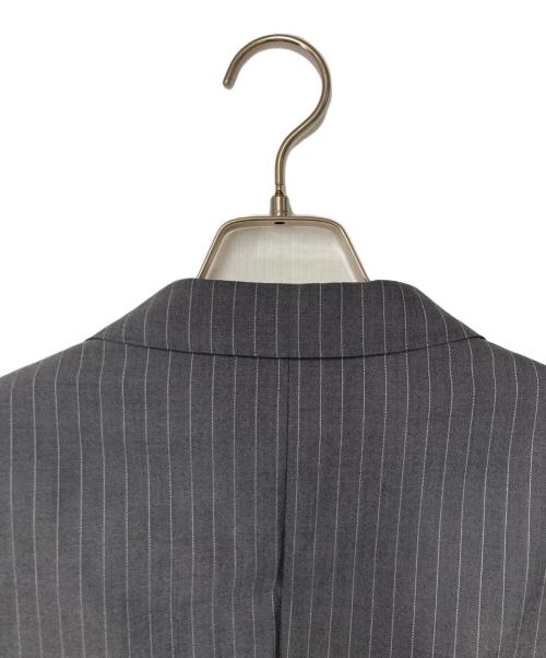 BURBERRY BLACK LABEL（バーバリーブラックレーベル）BURBERRY BLACK LABEL (バーバリーブラックレーベル) ストライプスーツ グレー サイズ:40Rの古着・服飾アイテム