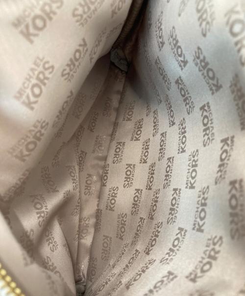 MICHAEL KORS（マイケルコース）MICHAEL KORS (マイケルコース) シグネチャーリュック ホワイトの古着・服飾アイテム