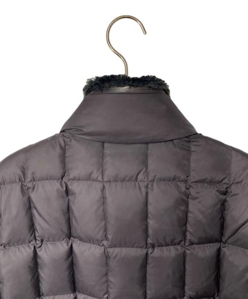 ARMANI COLLEZIONI（アルマーニ コレツィオーニ）ARMANI COLLEZIONI (アルマーニ コレツィオーニ) ジャケット ブラック サイズ:46の古着・服飾アイテム