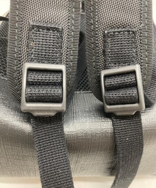 GUCCI（グッチ）GUCCI (グッチ) スモールバックパック グレー×ブラックの古着・服飾アイテム
