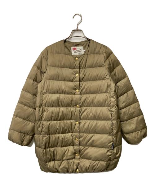 Traditional Weatherwear（トラディショナルウェザーウェア）Traditional Weatherwear (トラディショナルウェザーウェア) ノーカラーロングダウンコート ベージュ サイズ:36の古着・服飾アイテム