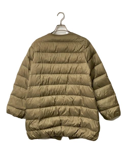 Traditional Weatherwear（トラディショナルウェザーウェア）Traditional Weatherwear (トラディショナルウェザーウェア) ノーカラーロングダウンコート ベージュ サイズ:36の古着・服飾アイテム