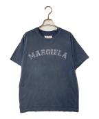 Maison Margielaメゾンマルジェラ）の古着「Collage Logo T-Shirt」｜ネイビー