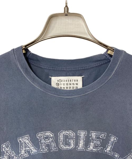 Maison Margiela（メゾンマルジェラ）Maison Margiela (メゾンマルジェラ) Collage Logo T-Shirt ネイビー サイズ:Mの古着・服飾アイテム