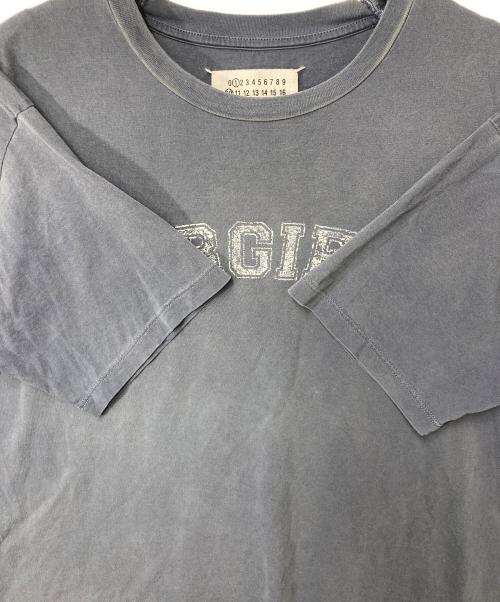 Maison Margiela（メゾンマルジェラ）Maison Margiela (メゾンマルジェラ) Collage Logo T-Shirt ネイビー サイズ:Mの古着・服飾アイテム
