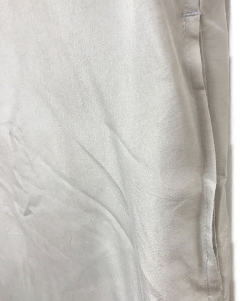 yoli（ヨリ）yoli (ヨリ) Silk tunic ワンピース グレー サイズ:FREEの古着・服飾アイテム