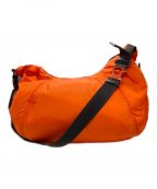 MONCLERモンクレール）の古着「SPREAD HOBO LARGE」｜オレンジ