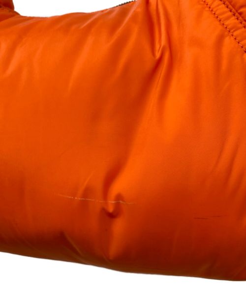 MONCLER（モンクレール）MONCLER (モンクレール) SPREAD HOBO LARGE オレンジの古着・服飾アイテム