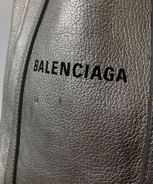 BALENCIAGA（バレンシアガ）BALENCIAGA (バレンシアガ) エブリデイトートXXS 2WAYバッグ シルバーの古着・服飾アイテム