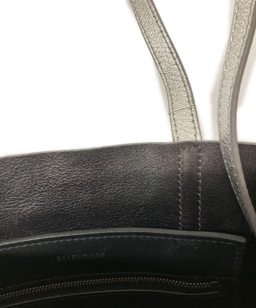 BALENCIAGA（バレンシアガ）BALENCIAGA (バレンシアガ) エブリデイトートXXS 2WAYバッグ シルバーの古着・服飾アイテム