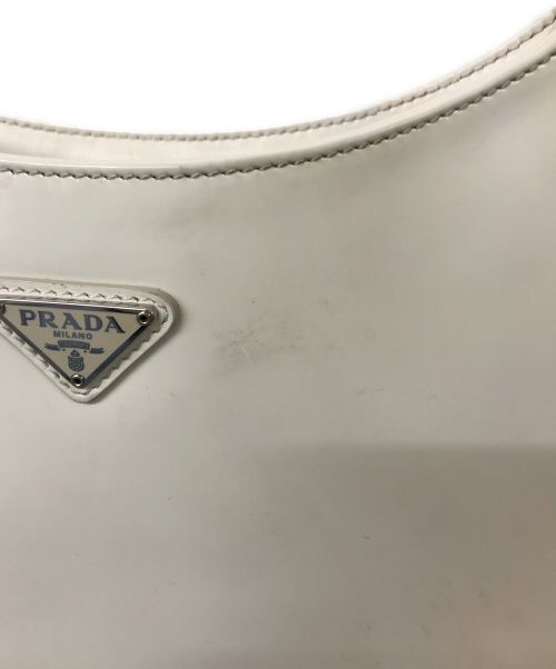 PRADA（プラダ）PRADA (プラダ) セミショルダーバッグ ホワイトの古着・服飾アイテム