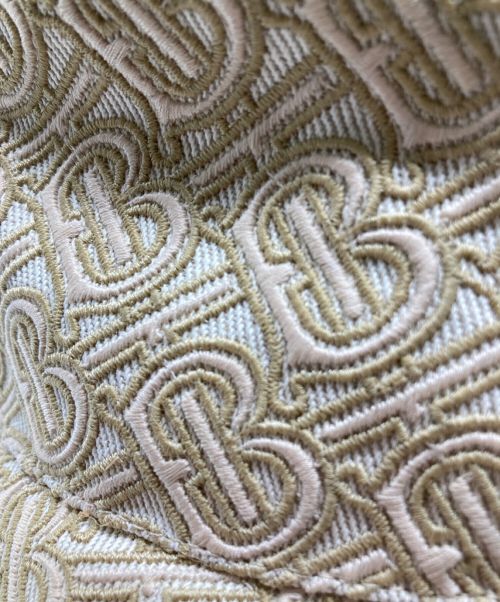 BURBERRY（バーバリー）BURBERRY (バーバリー) TBモノグラムバケットハット ベージュ サイズ:Lの古着・服飾アイテム