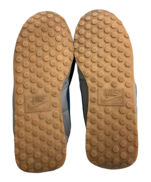 NIKE（ナイキ）NIKE (ナイキ) スニーカー グレー サイズ:5 1/2の古着・服飾アイテム