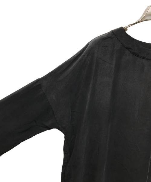 yoli（ヨリ）yoli (ヨリ) Silk long onepiece ブラック サイズ:FREEの古着・服飾アイテム