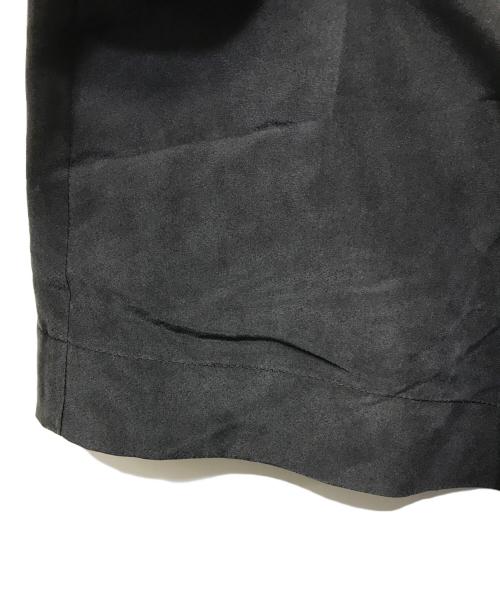 yoli（ヨリ）yoli (ヨリ) Silk long onepiece ブラック サイズ:FREEの古着・服飾アイテム