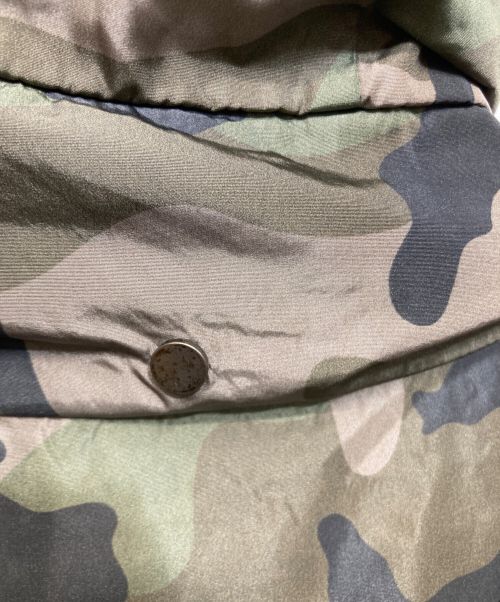 VALENTINO（ヴァレンティノ）VALENTINO (ヴァレンティノ) ウッドランドカモダブルジップパーカー カーキ サイズ:46の古着・服飾アイテム