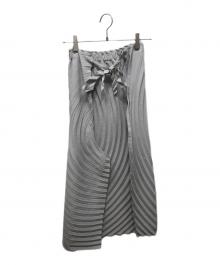 ISSEY MIYAKE（イッセイミヤケ）の古着「RESONANT PLEATS SKIRT」｜グレー