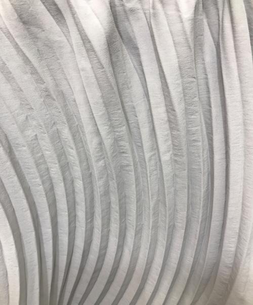 ISSEY MIYAKE（イッセイミヤケ）ISSEY MIYAKE (イッセイミヤケ) RESONANT PLEATS SKIRT グレー サイズ:Sの古着・服飾アイテム