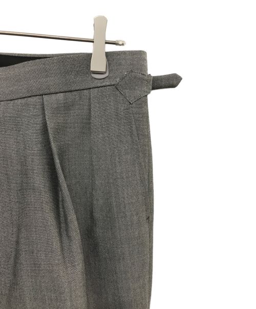 Fumiya Hirano The Trousers（フミヤ ヒラノ ザ トラウザーズ）Fumiya Hirano The Trousers (フミヤ ヒラノ ザ トラウザーズ) REGENT 2タックスラックス グレー サイズ:38の古着・服飾アイテム