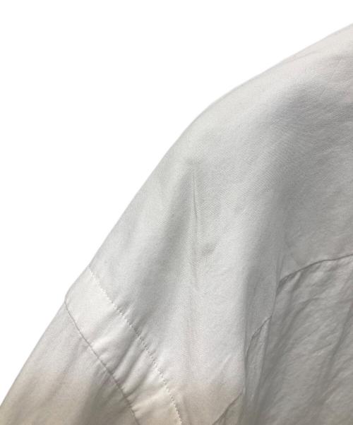 COMOLI（コモリ）COMOLI (コモリ) バンドカラーシャツ ホワイト サイズ:2の古着・服飾アイテム