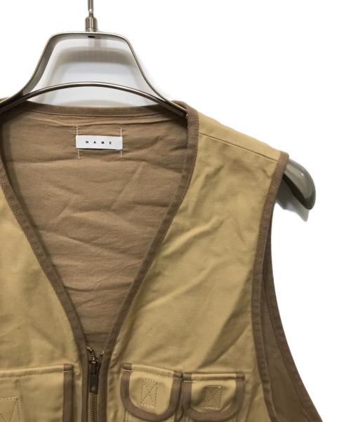 Name.（ネーム）Name. (ネーム) CORDURA BACK SATIN PHOTOGRAPHERS VEST ベージュ サイズ:size1の古着・服飾アイテム