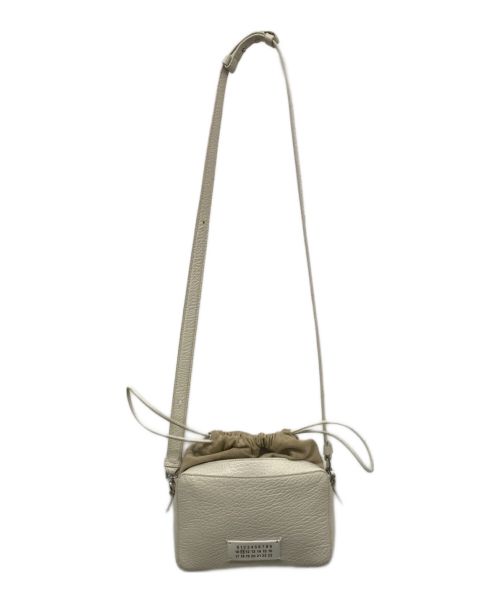 Maison Margiela（メゾンマルジェラ）Maison Margiela (メゾンマルジェラ) 5AC ミディアム カメラバッグ ホワイト サイズ:不明の古着・服飾アイテム