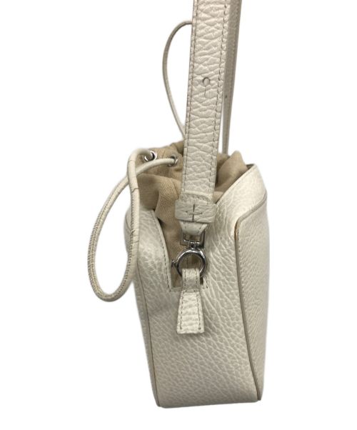 Maison Margiela（メゾンマルジェラ）Maison Margiela (メゾンマルジェラ) 5AC ミディアム カメラバッグ ホワイト サイズ:不明の古着・服飾アイテム