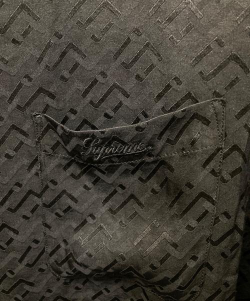 SUPREME（シュプリーム）Supreme (シュプリーム) Tonal Monogram Silk S/S Shirt ブラック サイズ:Lの古着・服飾アイテム