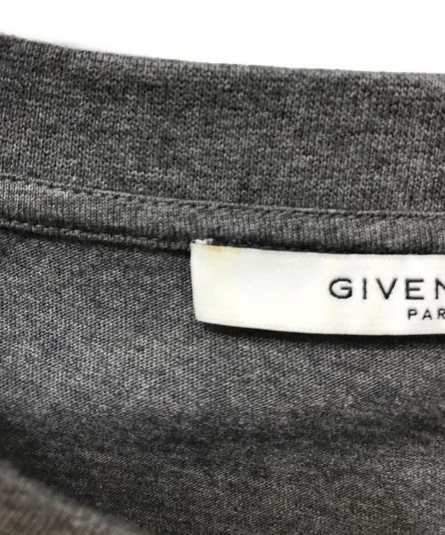 GIVENCHY（ジバンシィ）GIVENCHY (ジバンシィ) カラーブロックTシャツ グレー×レッド サイズ:Mの古着・服飾アイテム