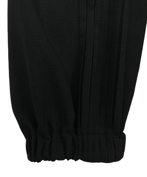 IM MEN（アイム メン）IM MEN (アイム メン) AKIHA PLEATS ジップアップジャケット ブラック サイズ:2の古着・服飾アイテム