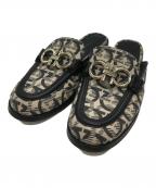 Salvatore Ferragamoサルヴァトーレ フェラガモ）の古着「ガンチーニ ジャガードミュール」｜ベージュ×ブラック