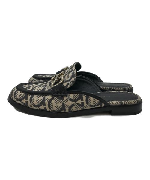 Salvatore Ferragamo（サルヴァトーレ フェラガモ）Salvatore Ferragamo (サルヴァトーレ フェラガモ) ガンチーニ ジャガードミュール ベージュ×ブラック サイズ:5 1/2の古着・服飾アイテム