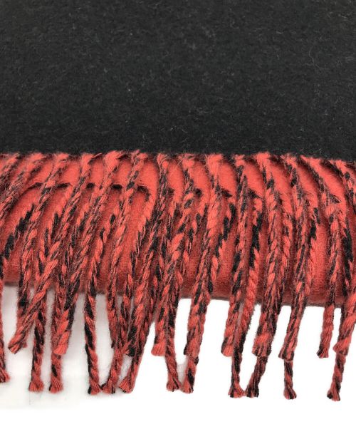 HERMES（エルメス）HERMES (エルメス) フリンジ カザックマフラー ブラック×レッドの古着・服飾アイテム