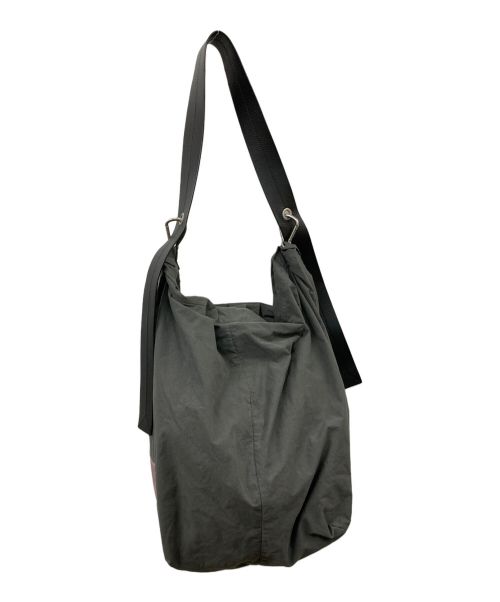 OAMC（オーエーエムシー）OAMC (オーエーエムシー) 20SS　セラトートバッグ グレーの古着・服飾アイテム