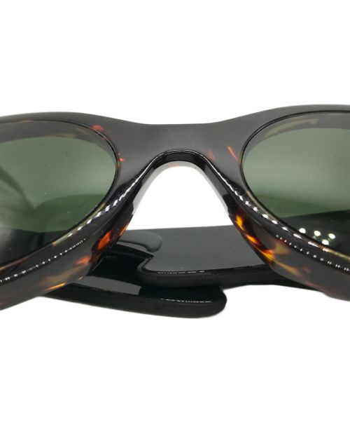 LOUIS VUITTON（ルイ ヴィトン）LOUIS VUITTON (ルイ ヴィトン) Chariots of Fire Cat Eye Sunglasses ブラウン サイズ:53□21-140の古着・服飾アイテム