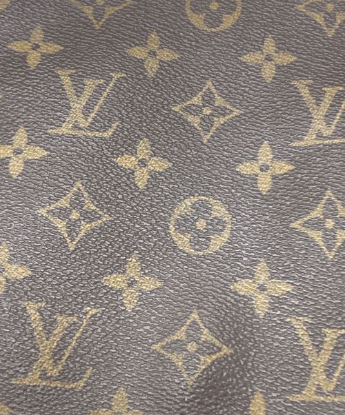 LOUIS VUITTON（ルイ ヴィトン）LOUIS VUITTON (ルイ ヴィトン) ショルダーバッグ ブラウンの古着・服飾アイテム
