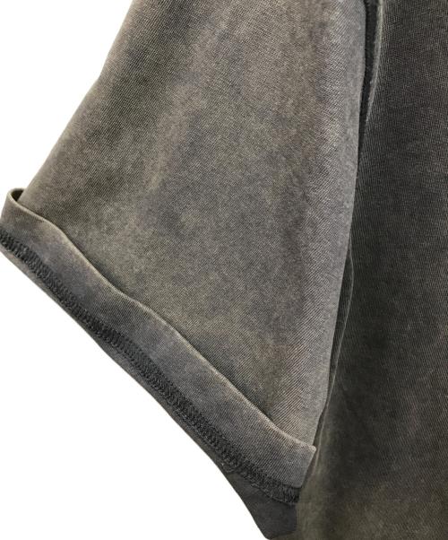 ARNODEFRANCE（アルノデフランス）ARNODEFRANCE (アルノデフランス) A Studs T-Shirt グレー サイズ:Mの古着・服飾アイテム