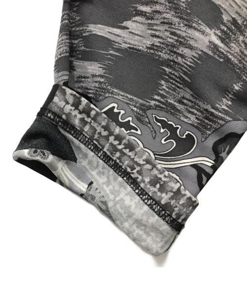 LEONARD SPORT（レオナール スポーツ）LEONARD SPORT (レオナール スポーツ) 総柄カットソー グレー サイズ:Mの古着・服飾アイテム