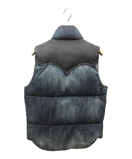 RockyMountainFeatherBed（ロッキーマウンテンフェザーベッド）RockyMountainFeatherBed (ロッキーマウンテンフェザーベッド) Hysteric Glamour (ヒステリックグラマー) デニムダウンベスト ブルー サイズ:Sの古着・服飾アイテム